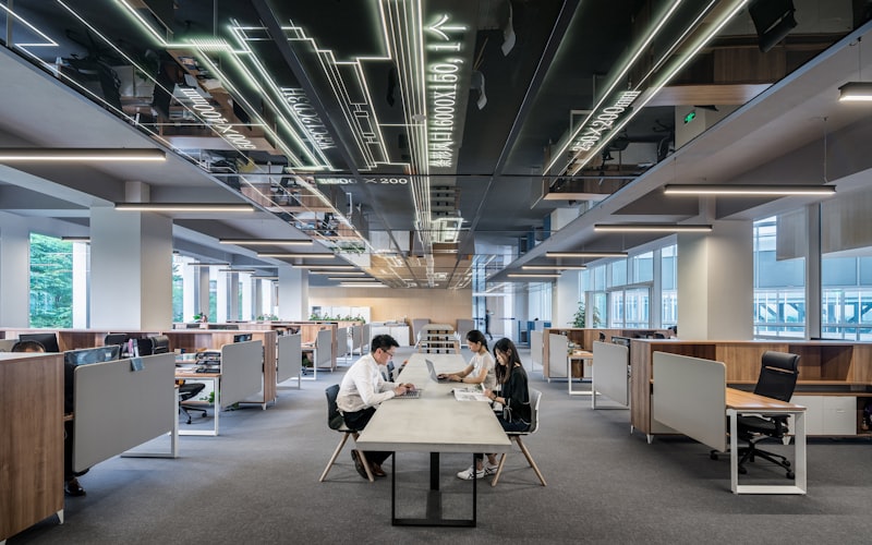 装修攻略第44期：客厅装修全攻略：从布局到软装的完整指南